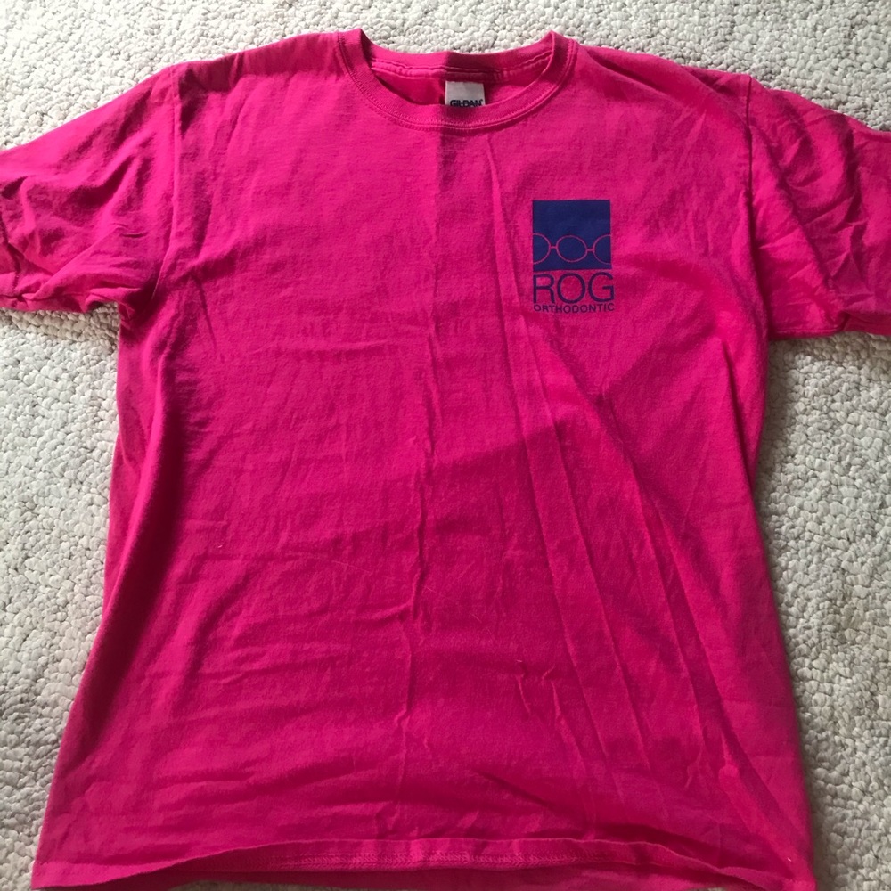 Pink tshirt